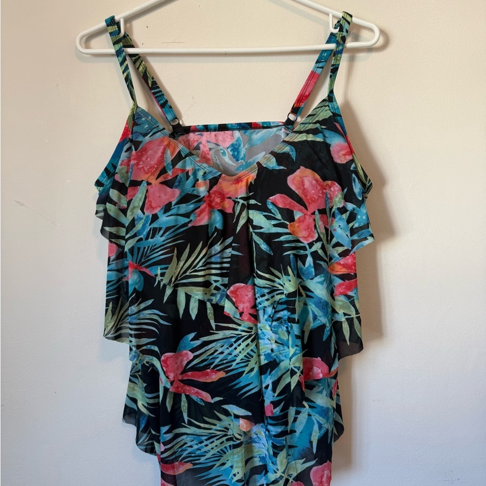 Floral Print Women's Tankini Top Size 16D